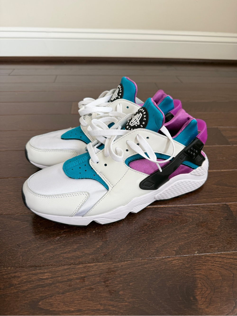 Nike Air Huarache Deep Magenta Teal Men’s Sneaker
